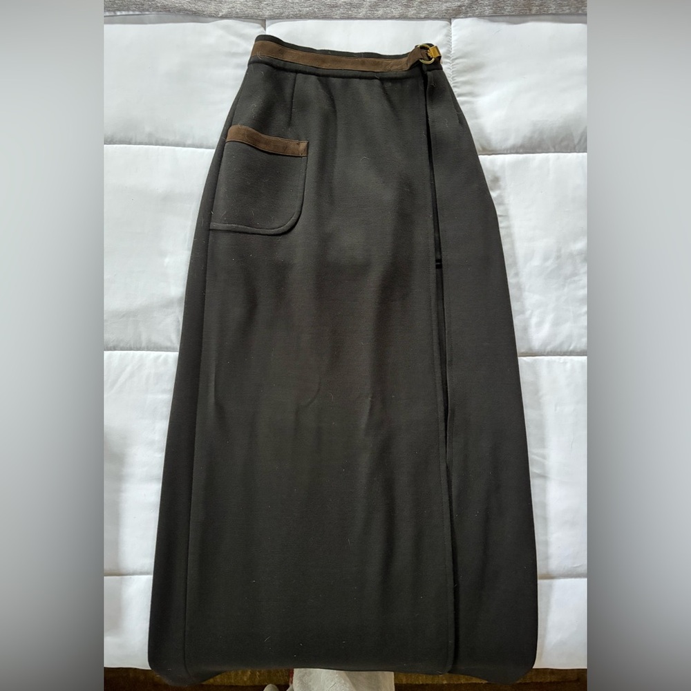 GRAIL Item Elegant True Vintage Black Maxi Skirt with Long Slit